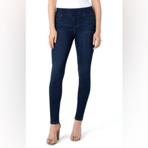 Liverpool Sienna Pull-On Ankle Skinny Jeans